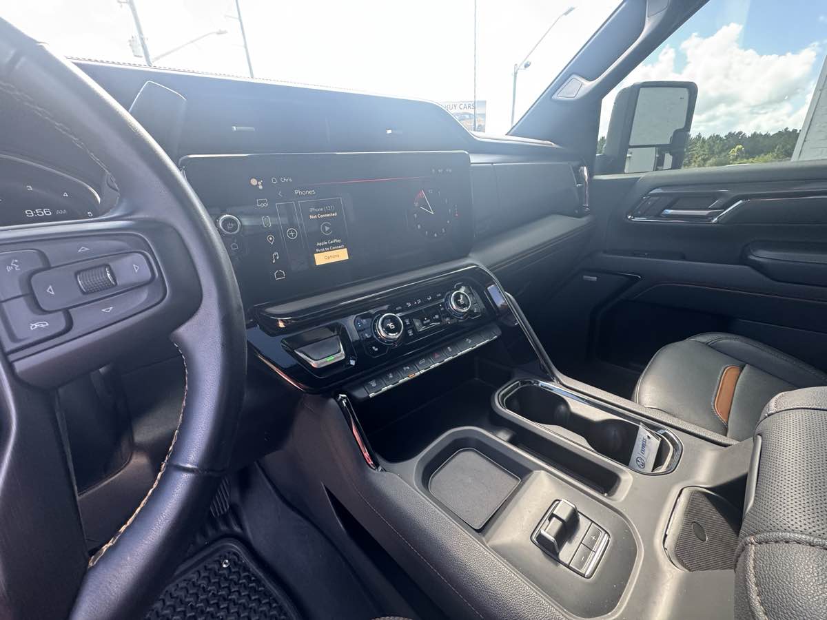 2024 GMC Sierra 2500HD AT4 - Photo 17