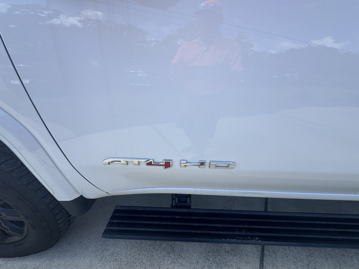 2024 GMC Sierra 2500HD AT4 - Photo 22