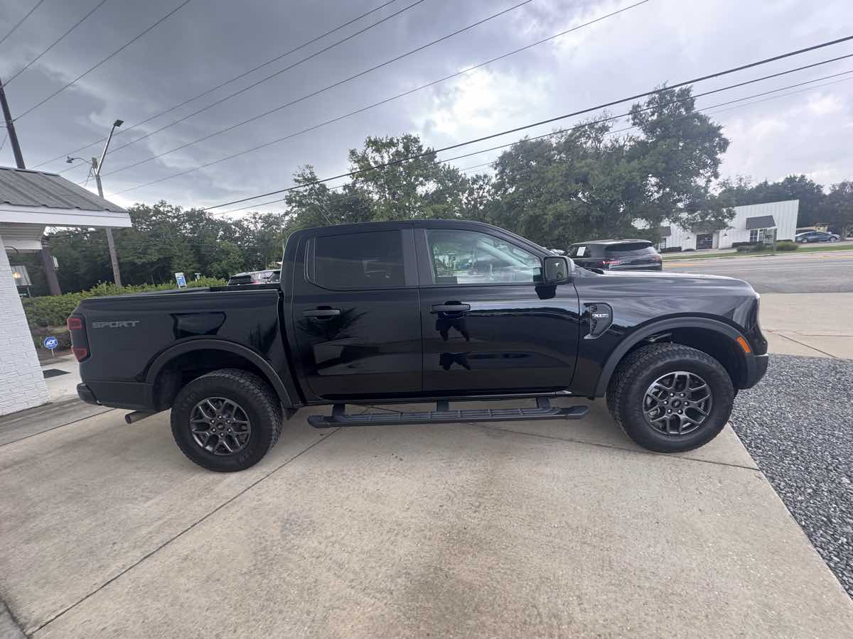 Photo 5 of this Ford Ranger