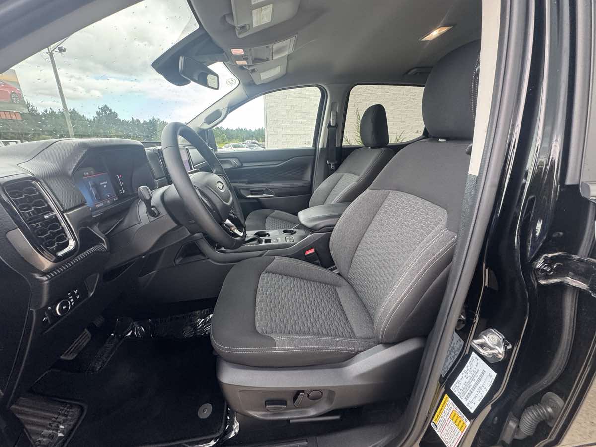 Photo 6 of this Ford Ranger
