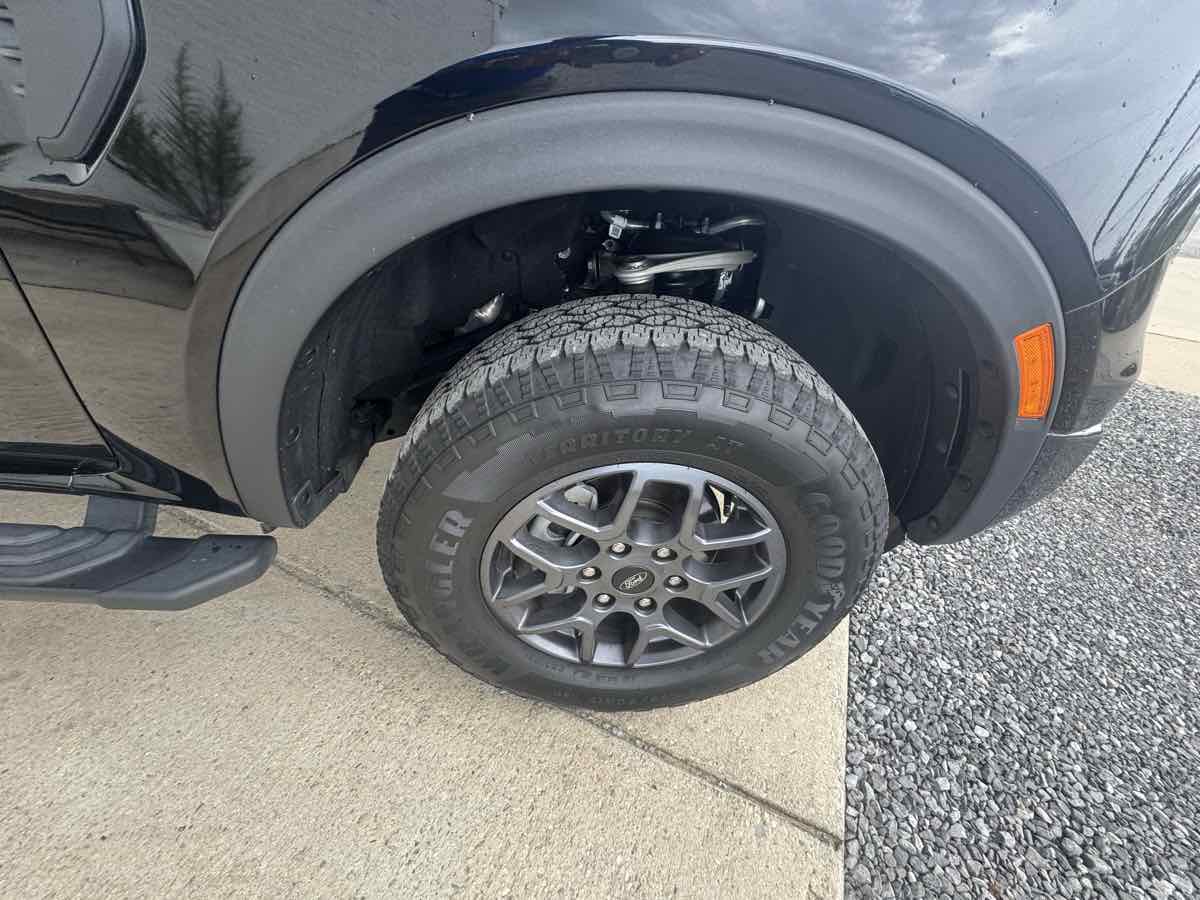 Photo 27 of this Ford Ranger