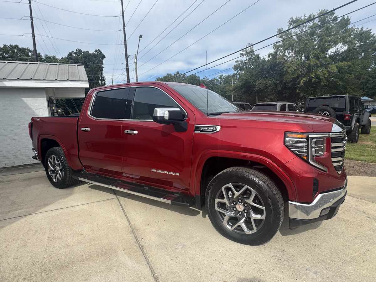 Photo 4 of this GMC Sierra 1500