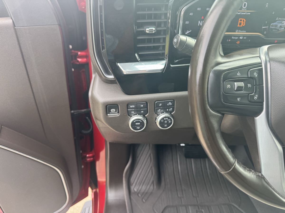 Photo 15 of this GMC Sierra 1500
