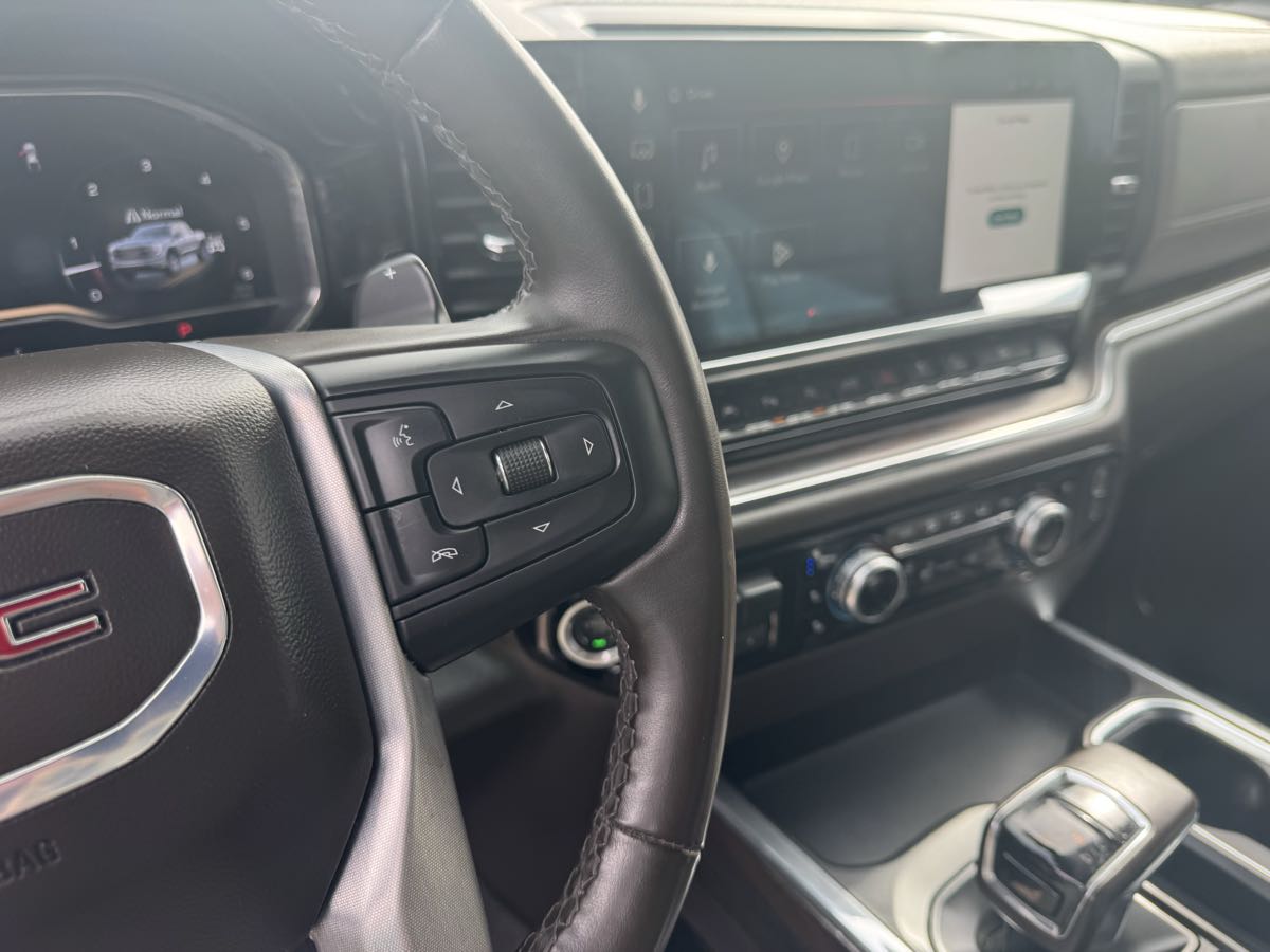Photo 16 of this GMC Sierra 1500