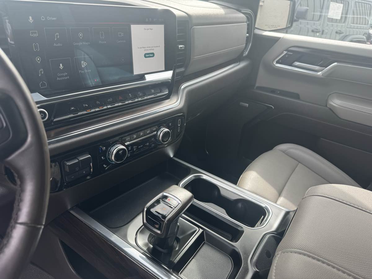 Photo 17 of this GMC Sierra 1500
