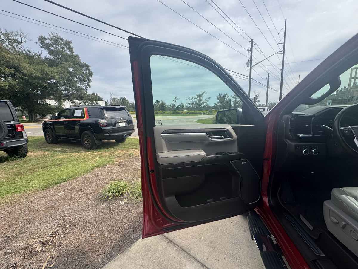 Photo 24 of this GMC Sierra 1500
