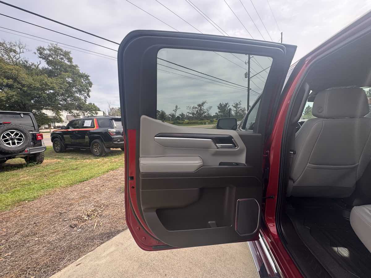 Photo 25 of this GMC Sierra 1500