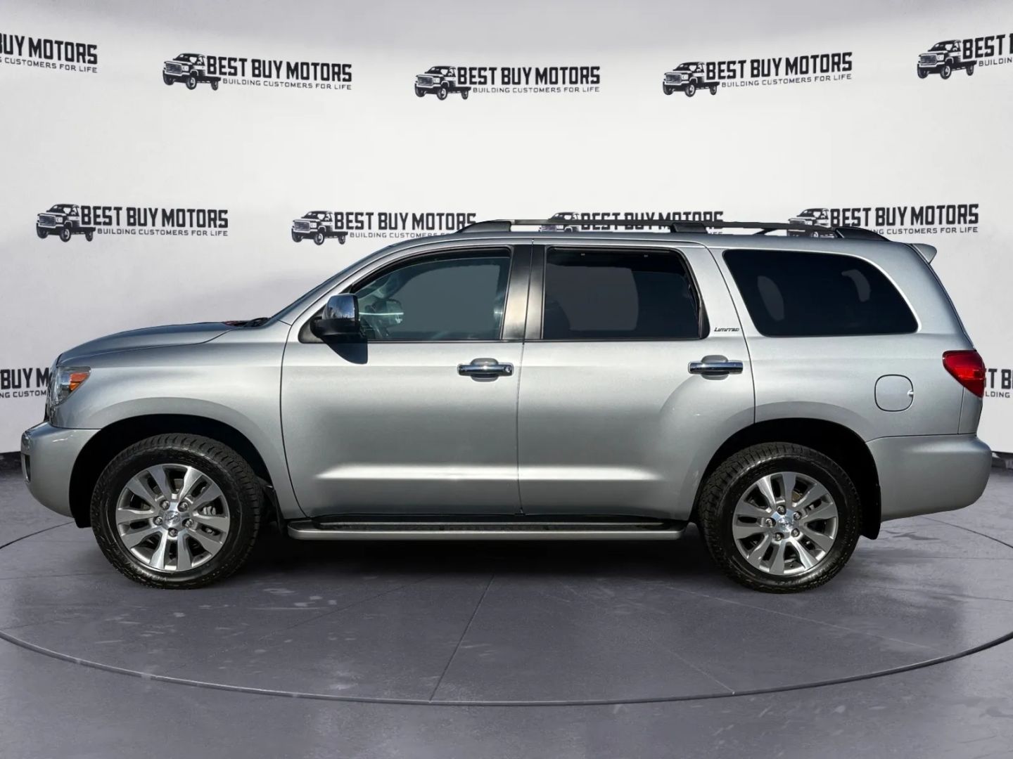 2014 Toyota Sequoia Limited Sport photo 4