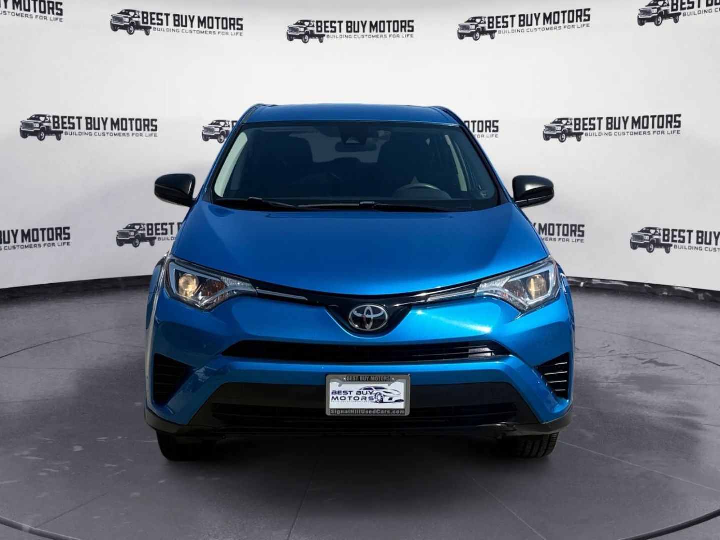 2018 Toyota RAV4 LE Sport photo 2
