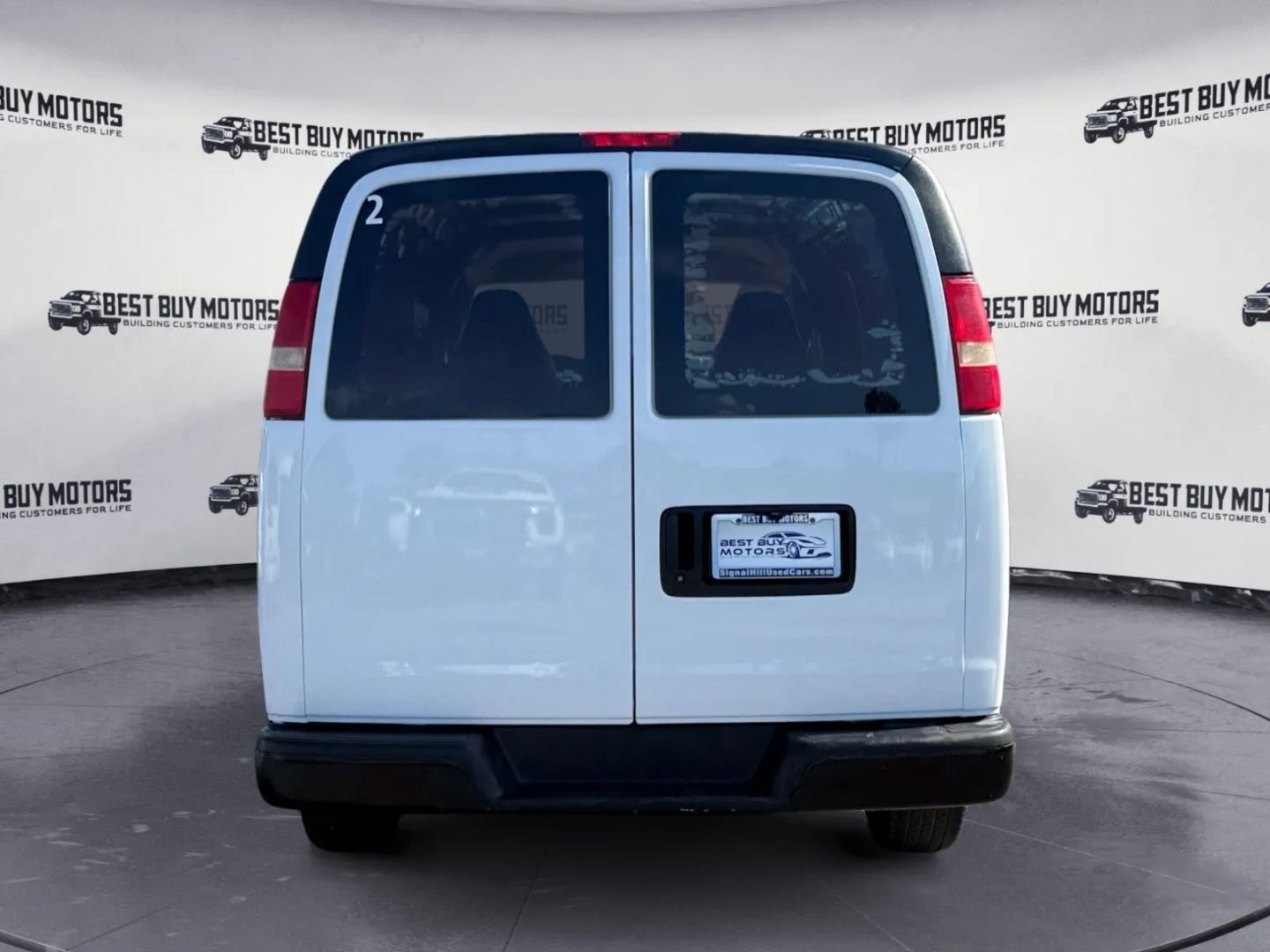 2007 Chevrolet Express Cargo Van 1500 photo 3