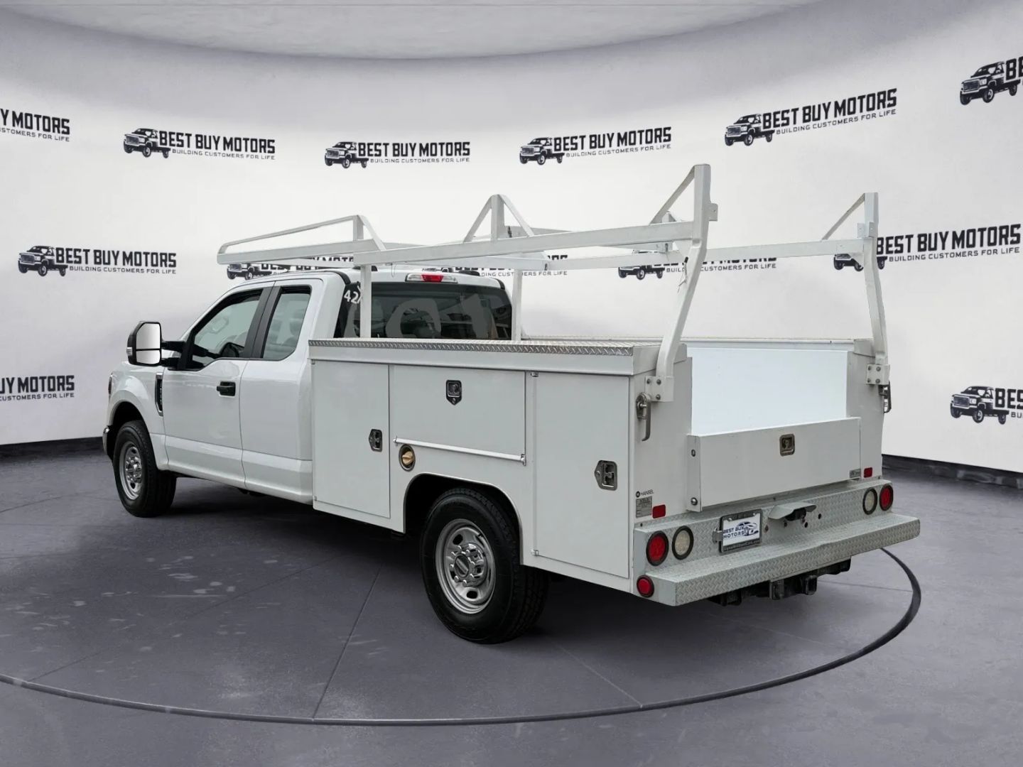 2020 Ford F-250 XL photo 2