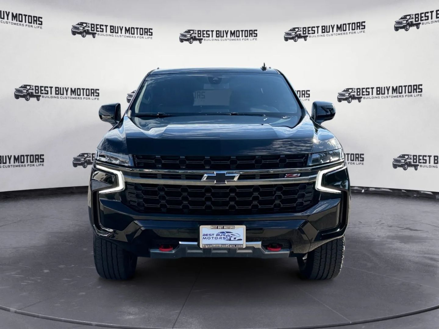 2021 Chevrolet Tahoe Z71 photo 2
