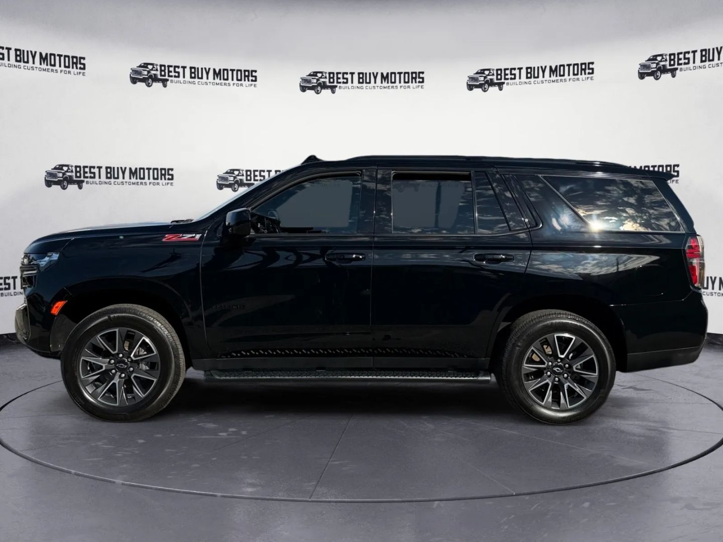 2021 Chevrolet Tahoe Z71 photo 4