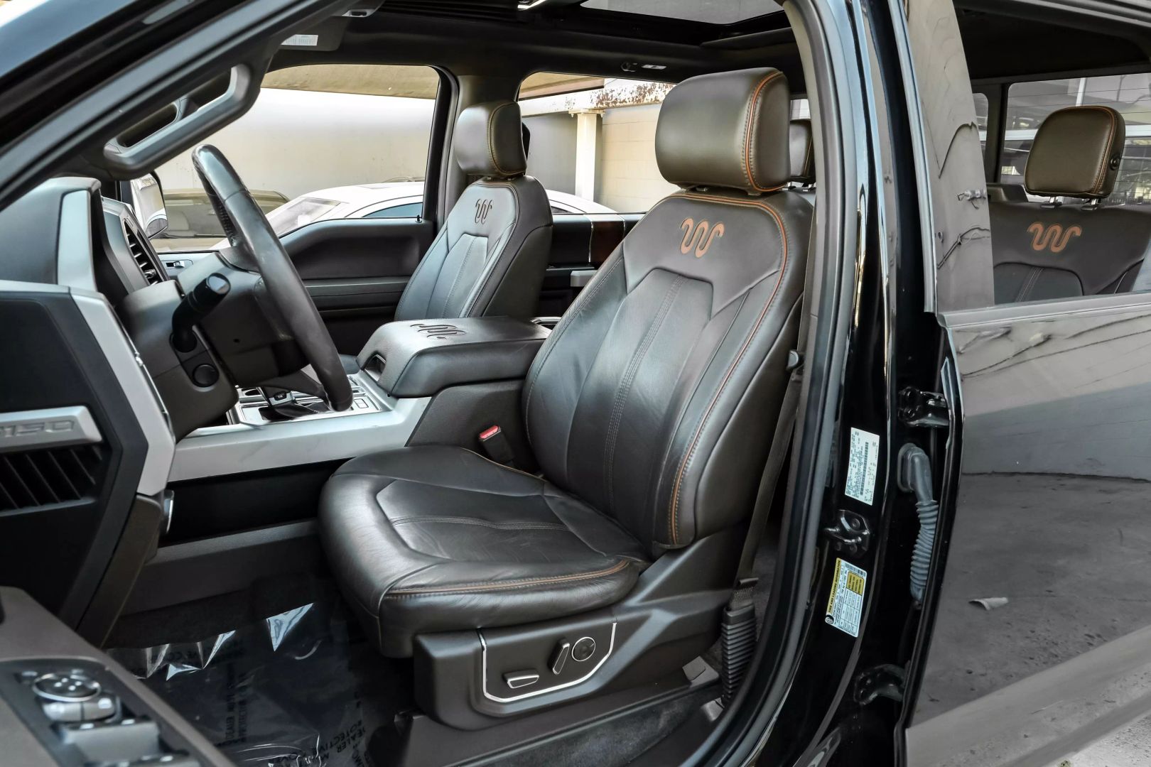 2017 Ford F-150 King Ranch photo 4