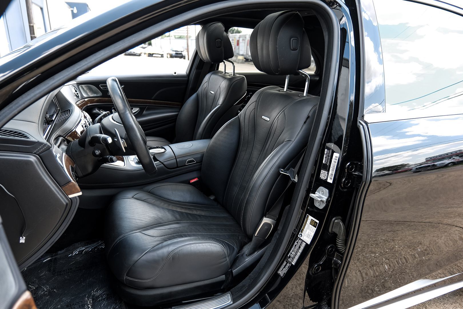 2015 Mercedes Benz S 63 AMG 4MATIC photo 4