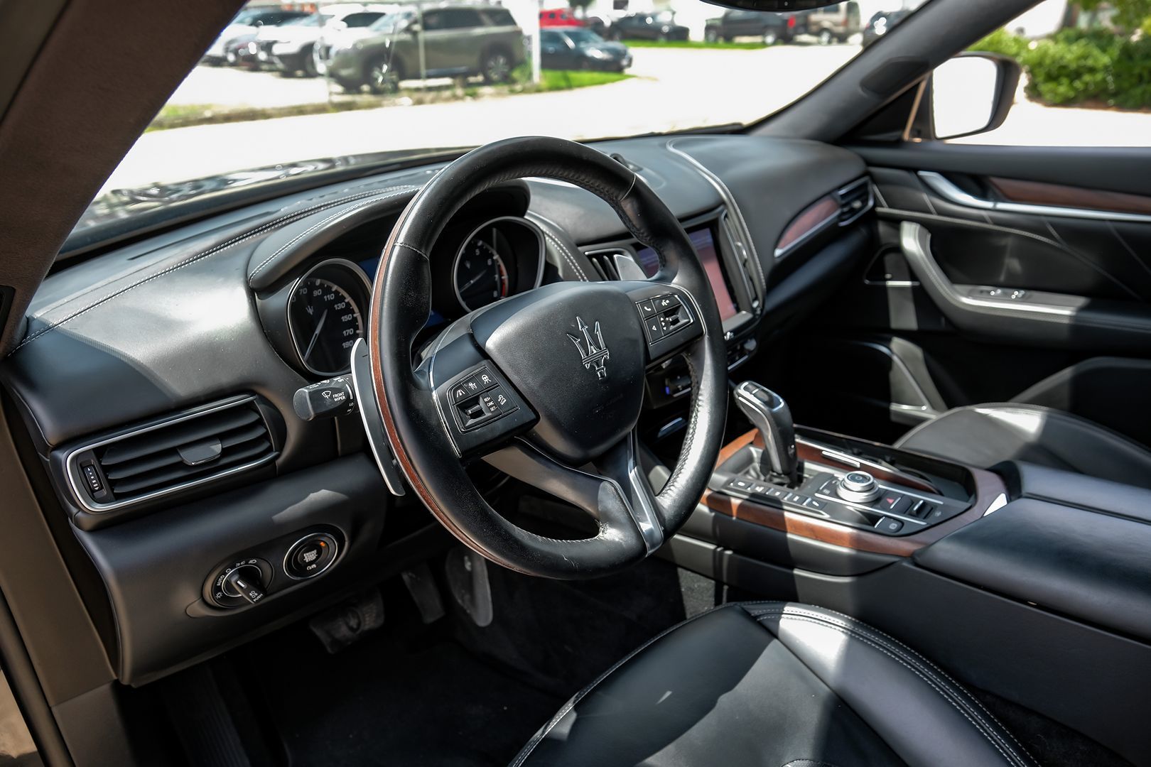2019 Maserati Levante GranLusso photo 2