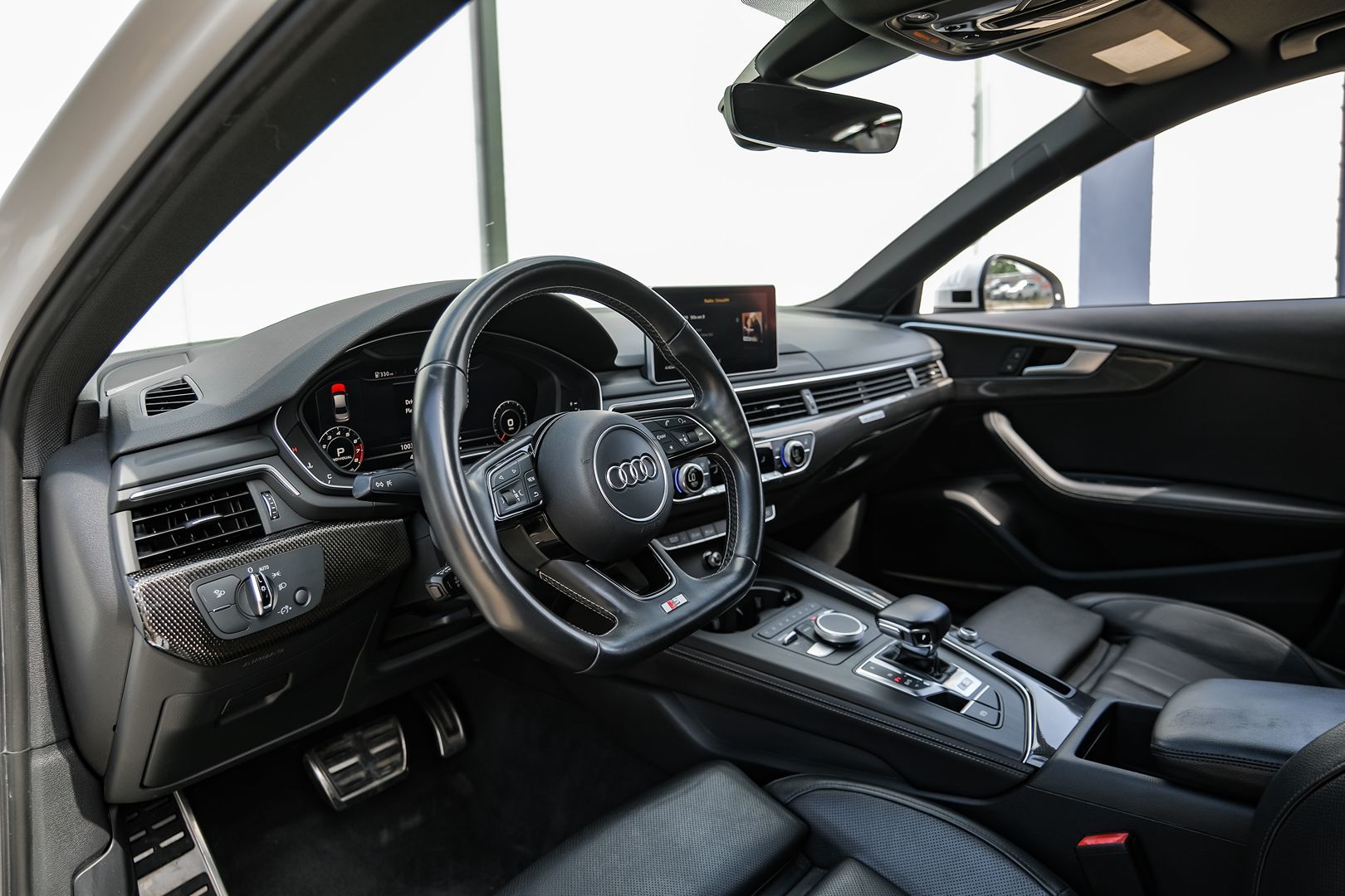 2018 Audi S4 Base Premium Plus photo 2