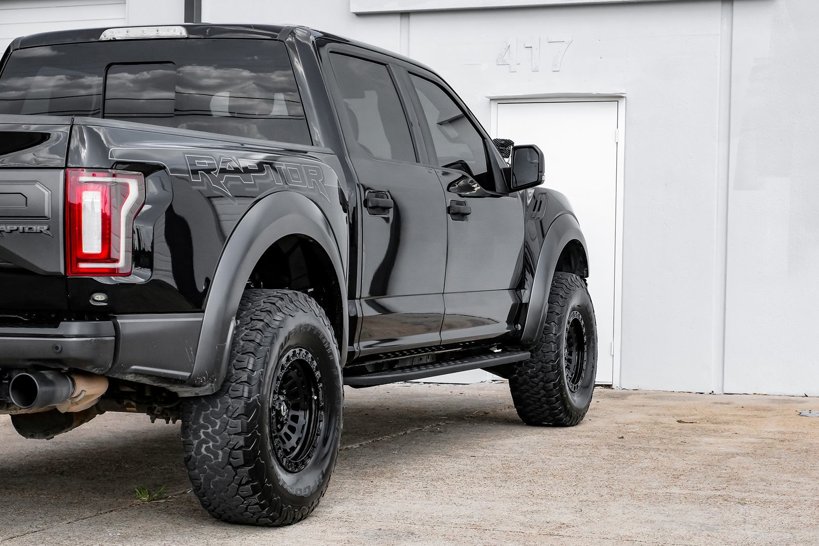 2018 Ford F-150 Raptor photo 11
