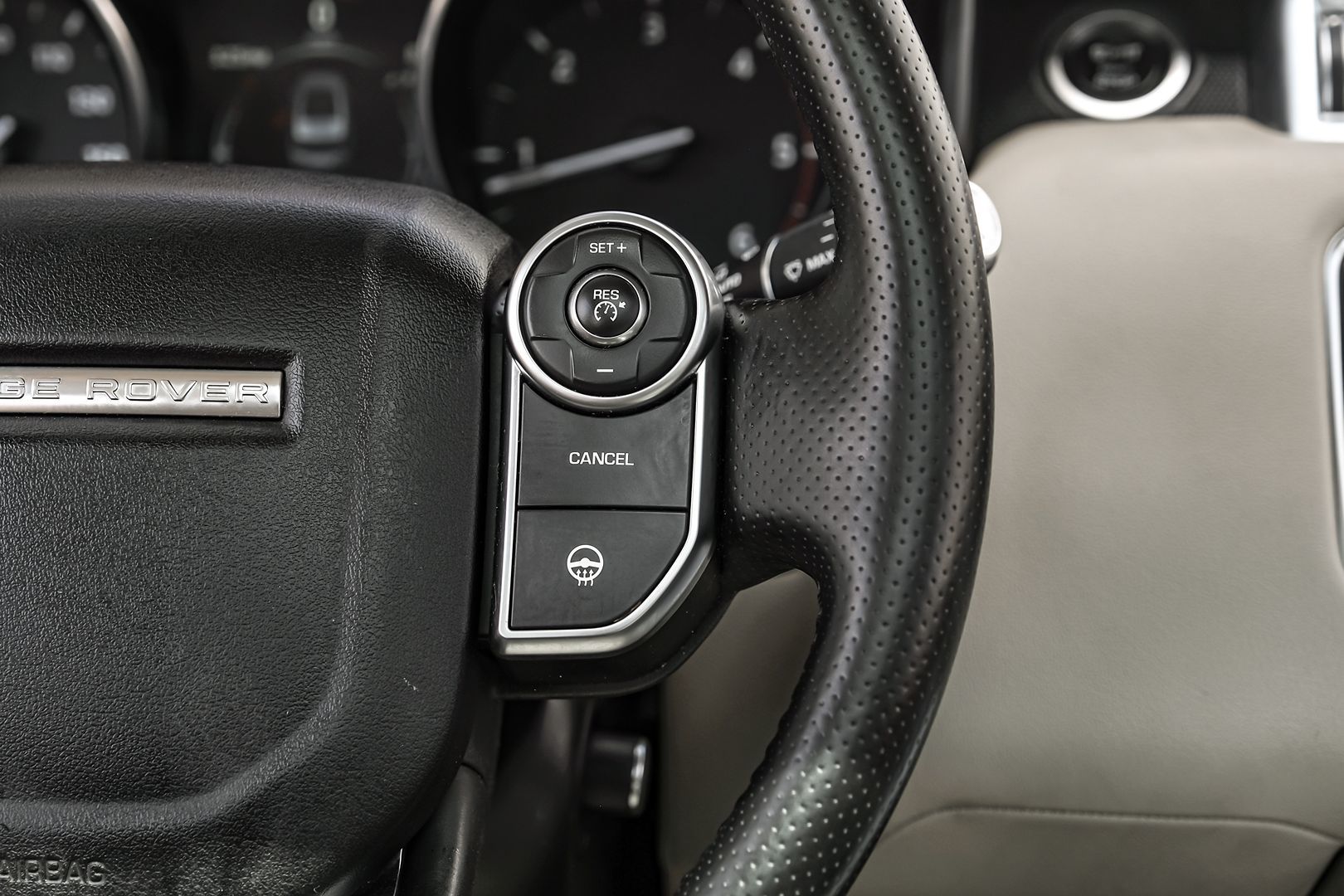 2016 Land Rover Range Rover Sport SE photo 21