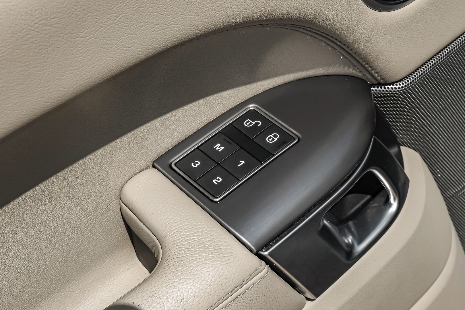 2016 Land Rover Range Rover Sport SE photo 51