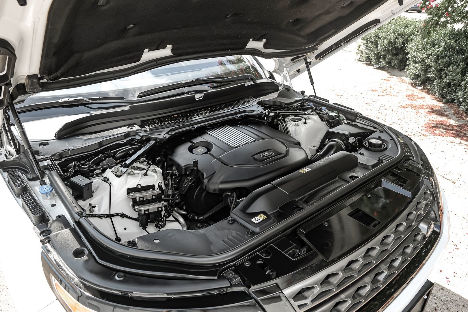 2016 Land Rover Range Rover Sport SE photo 59