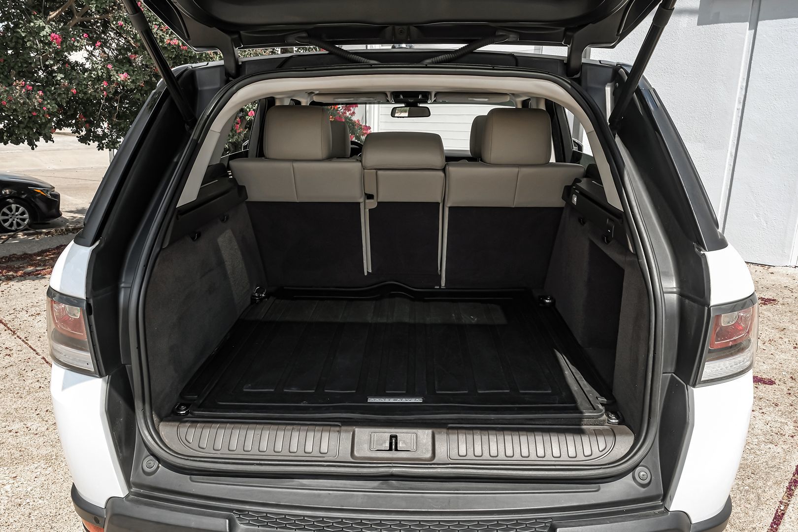 2016 Land Rover Range Rover Sport SE photo 62