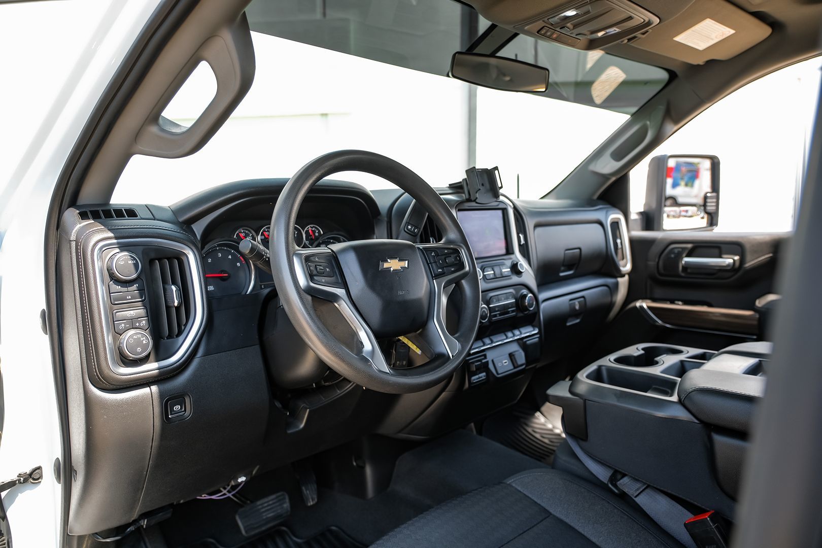 2020 Chevrolet Silverado 2500HD LT photo 2