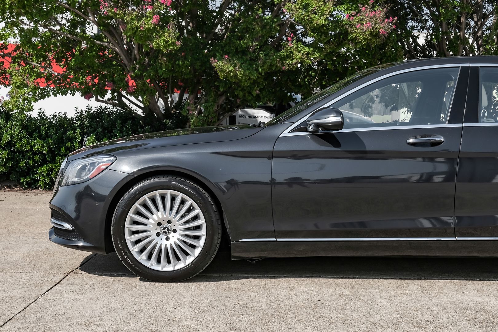 2018 Mercedes Benz S 560 photo 12