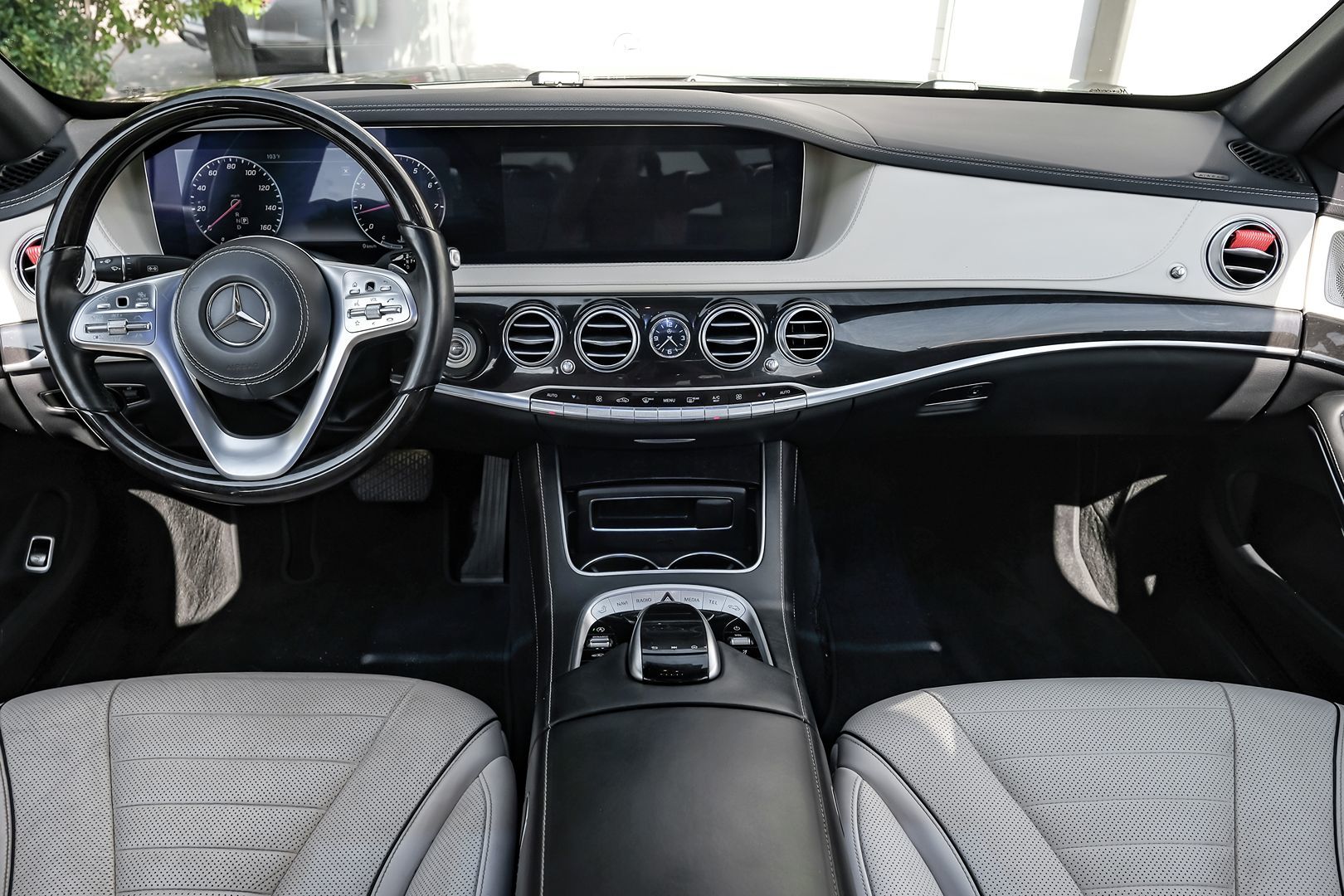 2018 Mercedes Benz S 560 photo 15