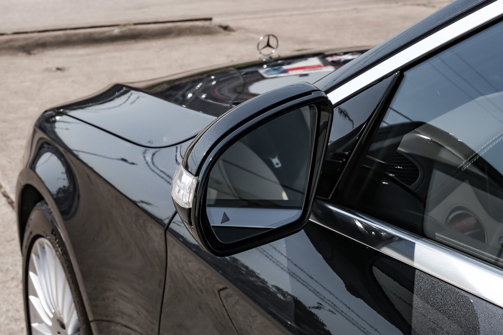 2018 Mercedes Benz S 560 photo 37