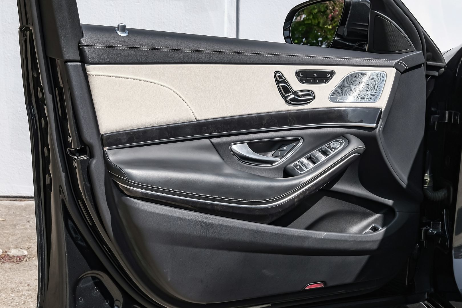 2018 Mercedes Benz S 560 photo 39