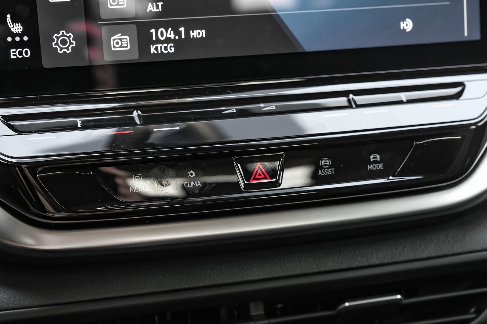 2021 Volkswagen ID.4 Pro S photo 27
