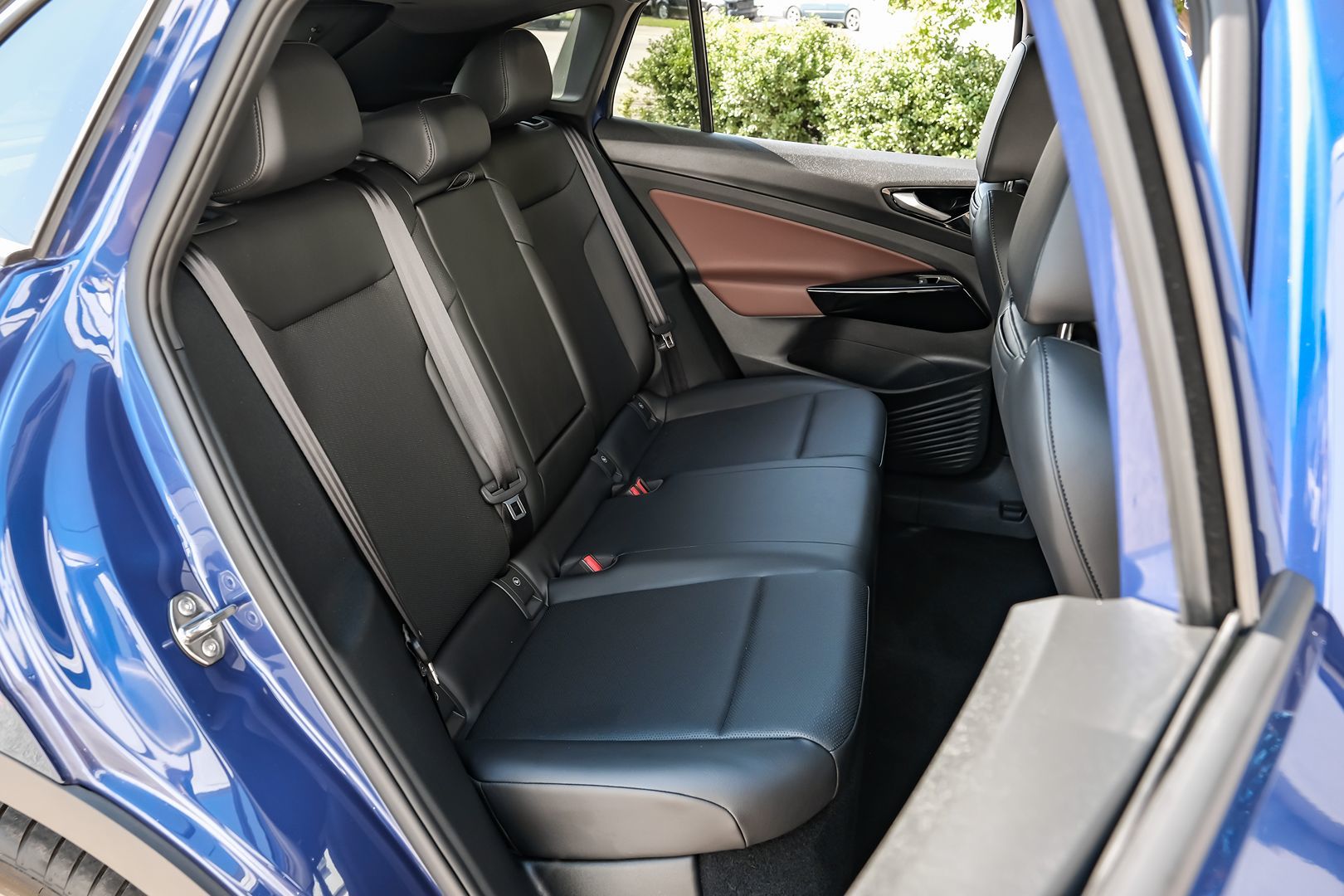 2021 Volkswagen ID.4 Pro S photo 35