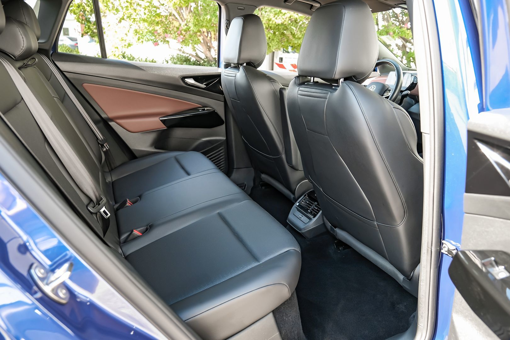 2021 Volkswagen ID.4 Pro S photo 36