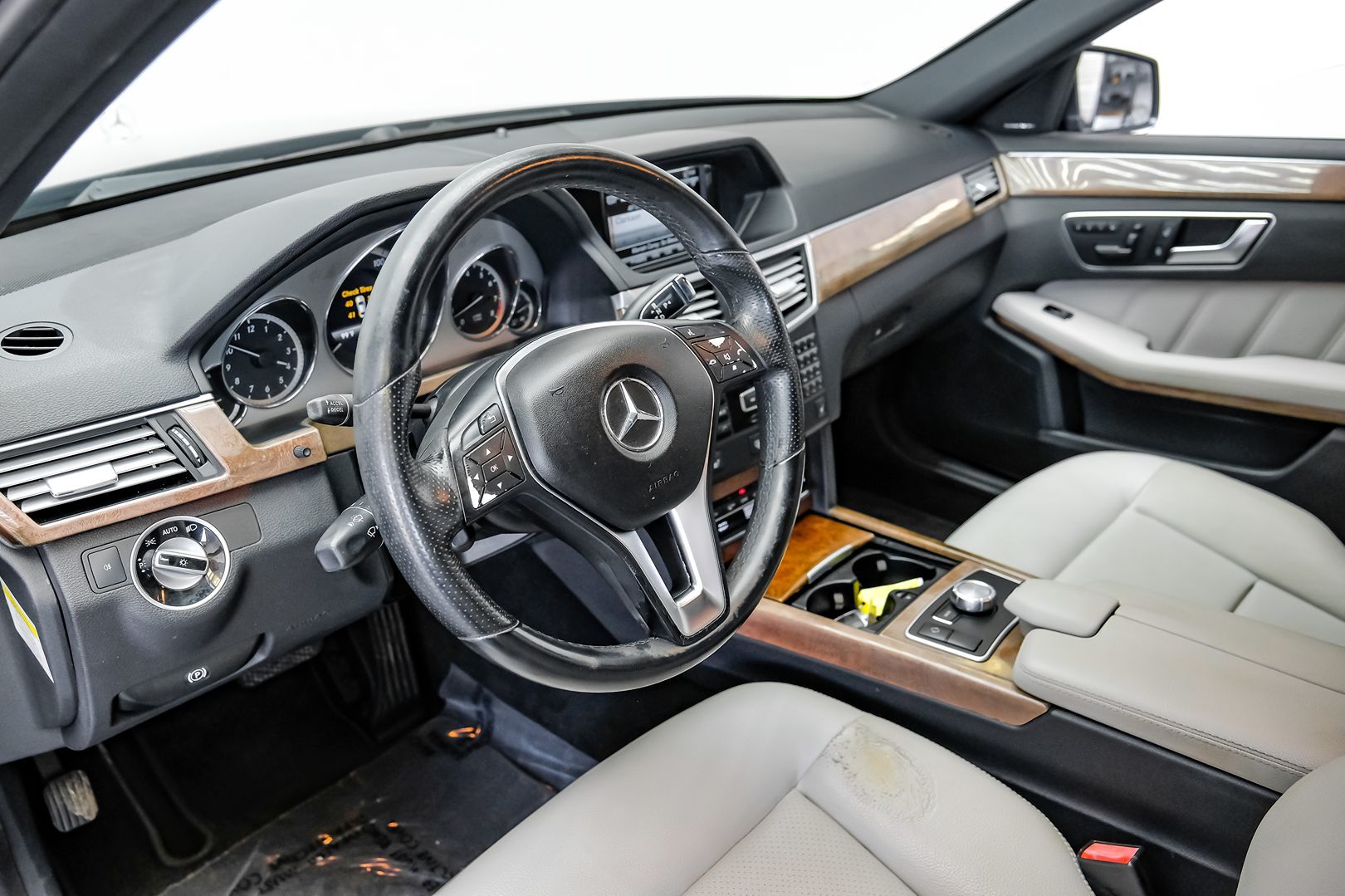 2013 Mercedes Benz E 350 Sport Sedan 4MATIC photo 3