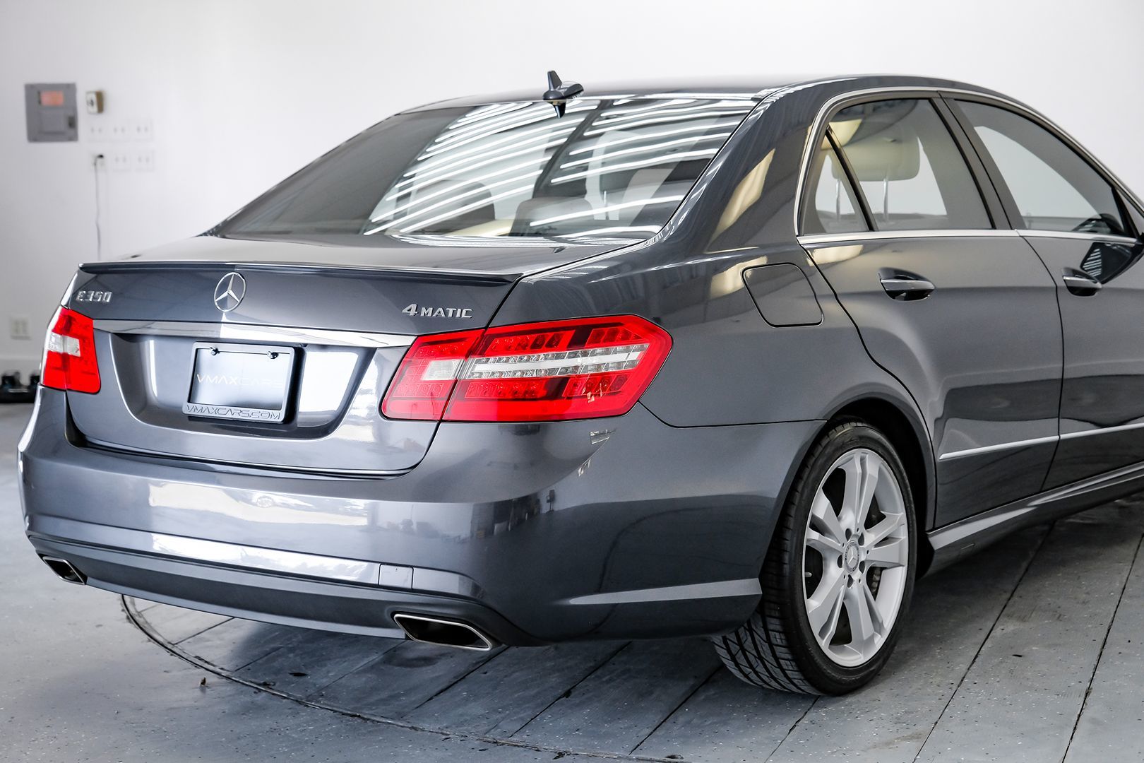 2013 Mercedes Benz E 350 Sport Sedan 4MATIC photo 11