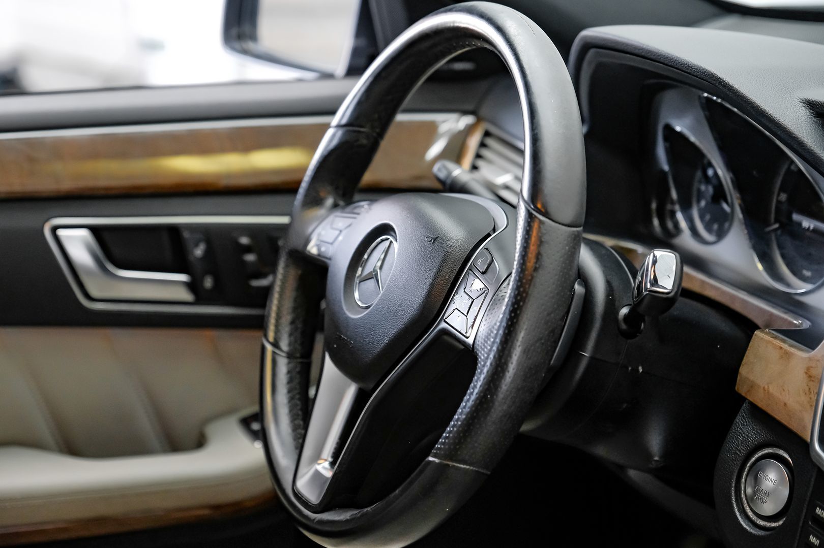 2013 Mercedes Benz E 350 Sport Sedan 4MATIC photo 17