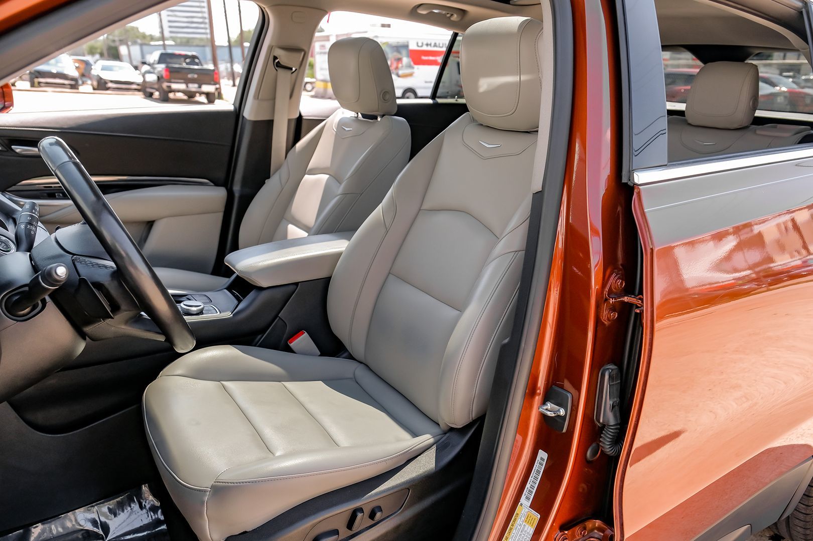 2019 Cadillac XT4 Luxury photo 4