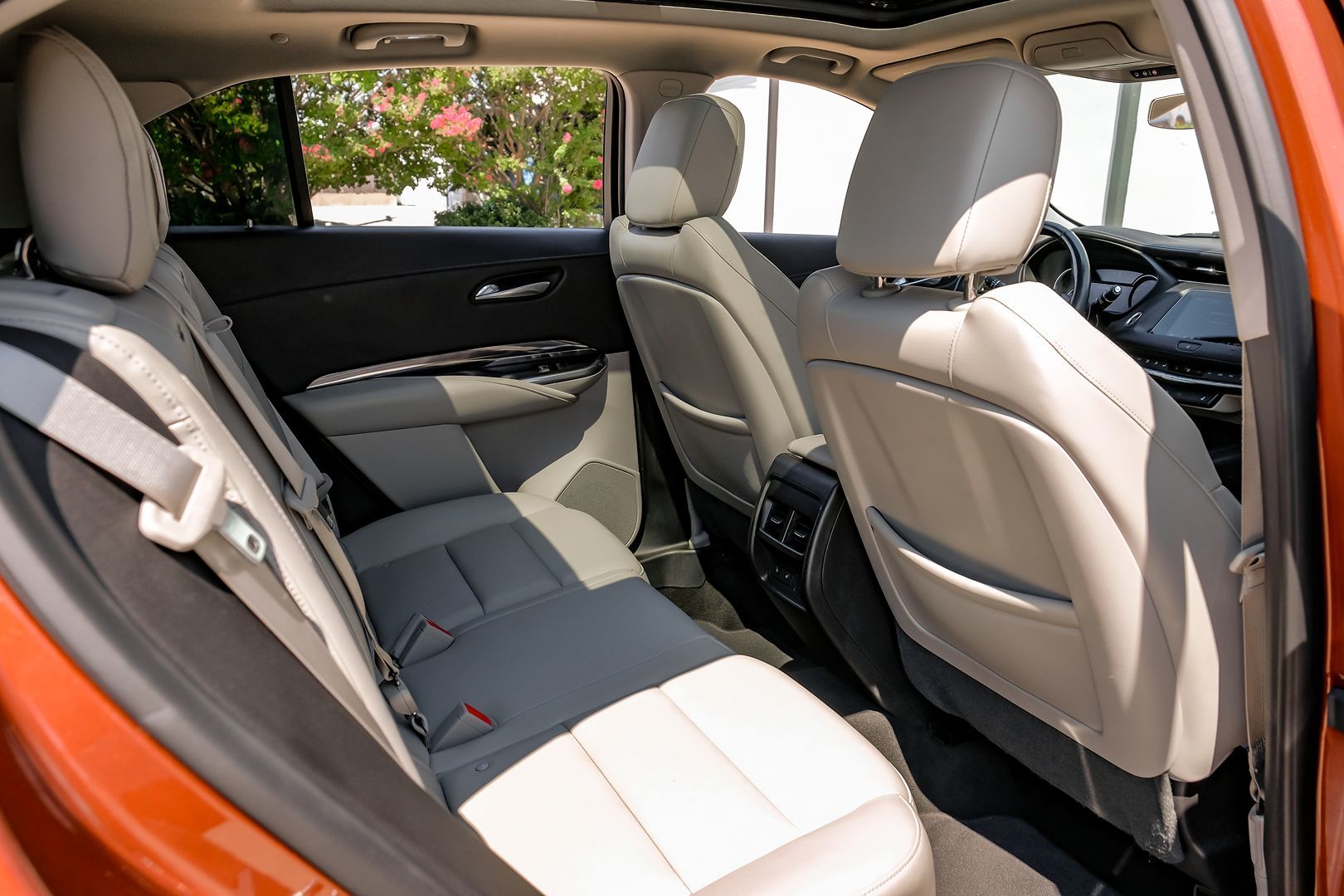 2019 Cadillac XT4 Luxury photo 33