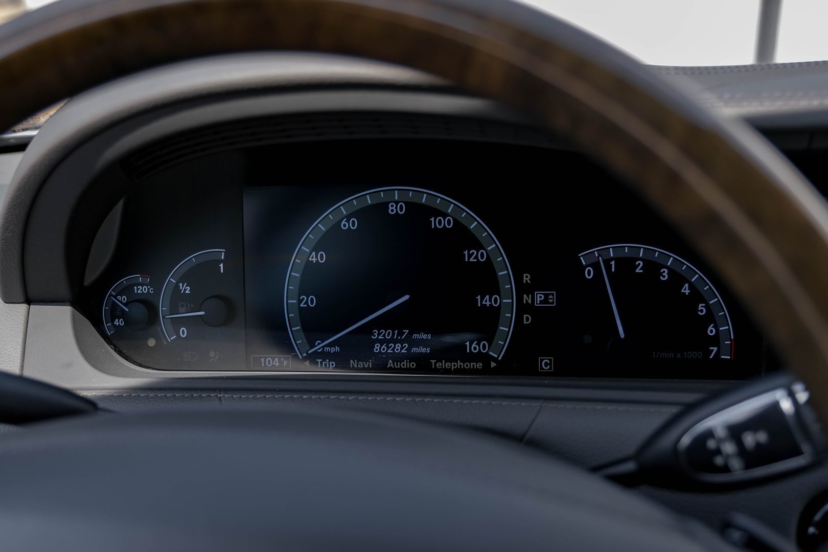 2010 Mercedes Benz CL 550 4MATIC photo 14
