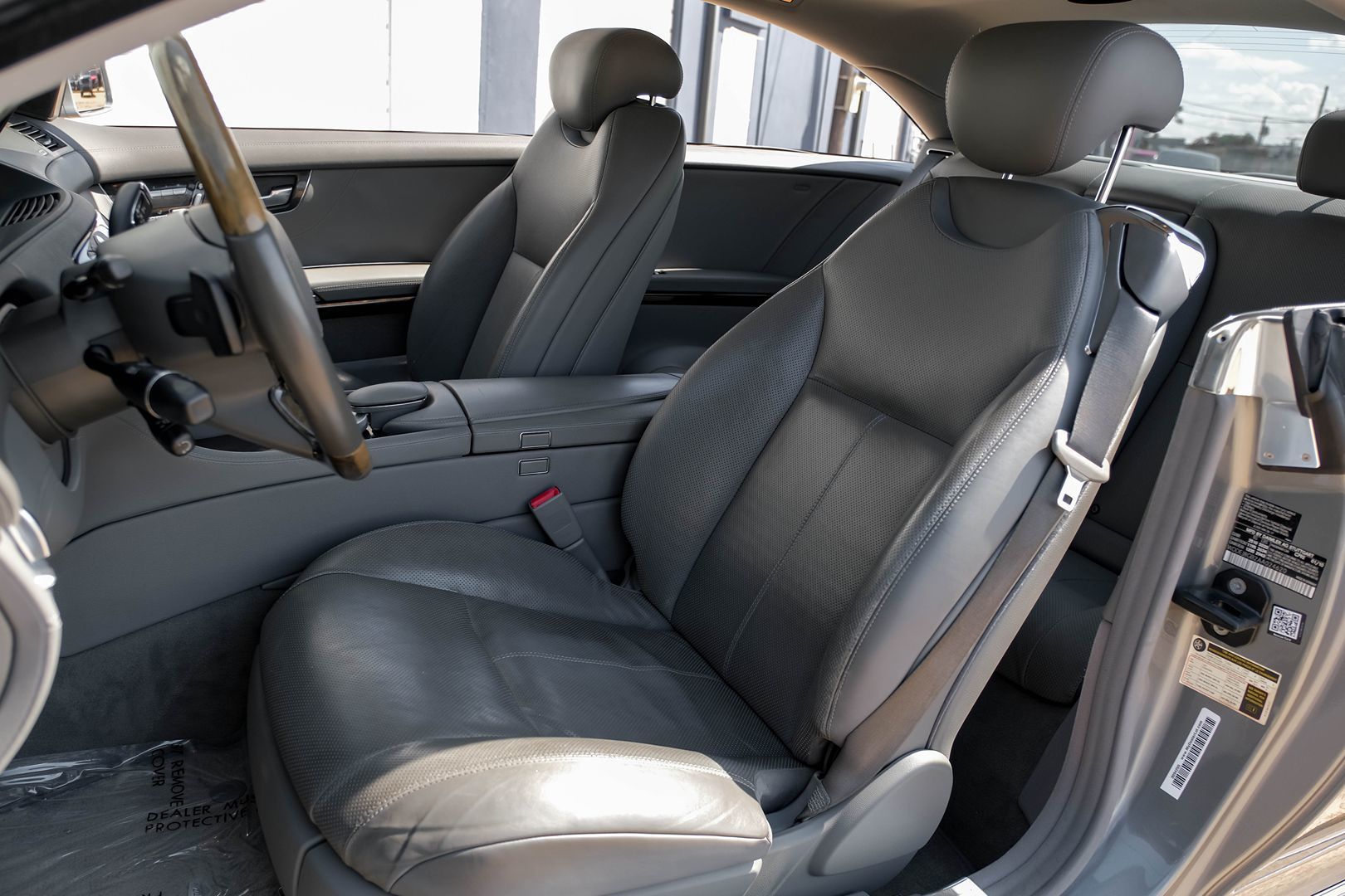 2010 Mercedes Benz CL 550 4MATIC photo 27