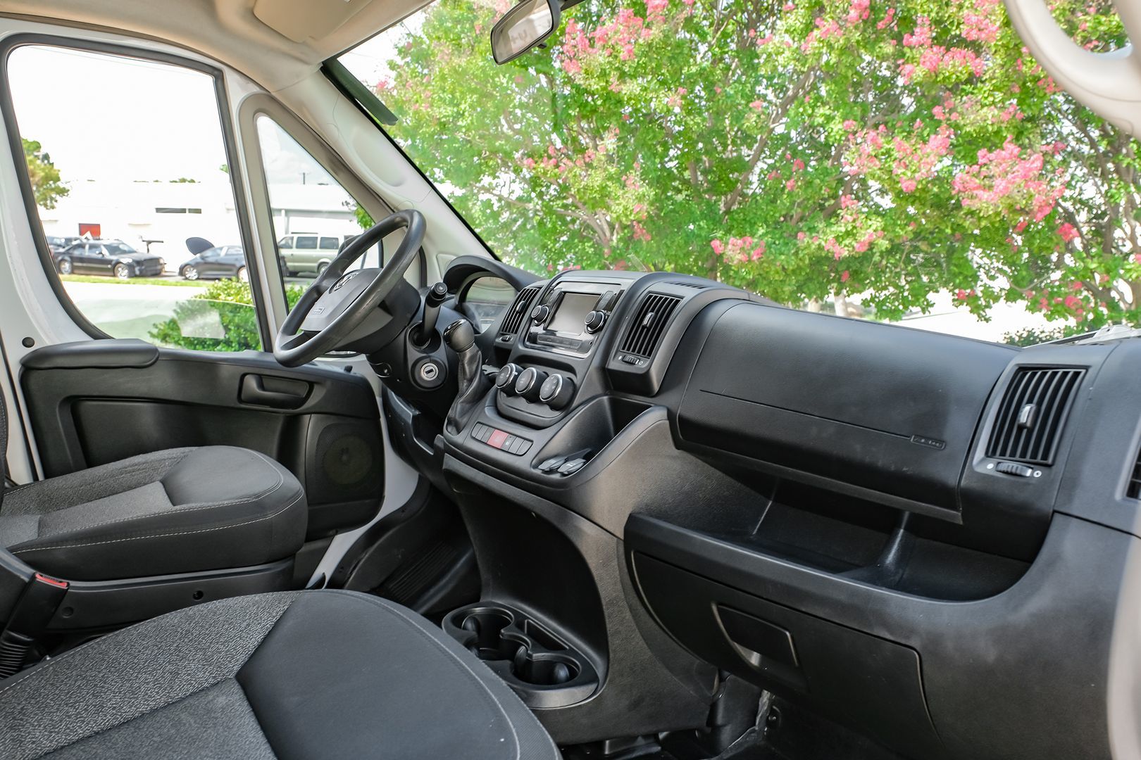 2020 Ram ProMaster 2500 photo 9