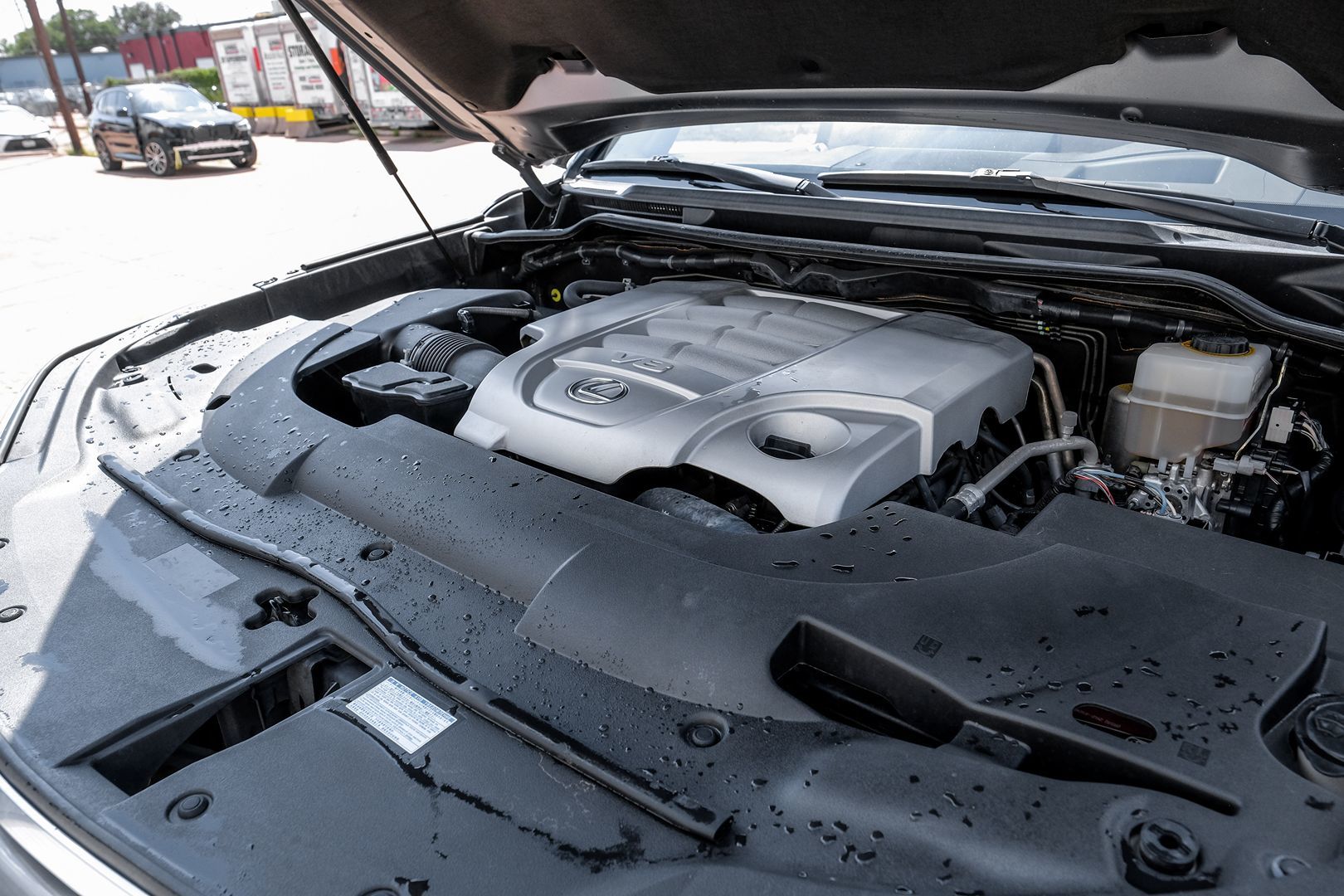 2016 Lexus LX 570 photo 46