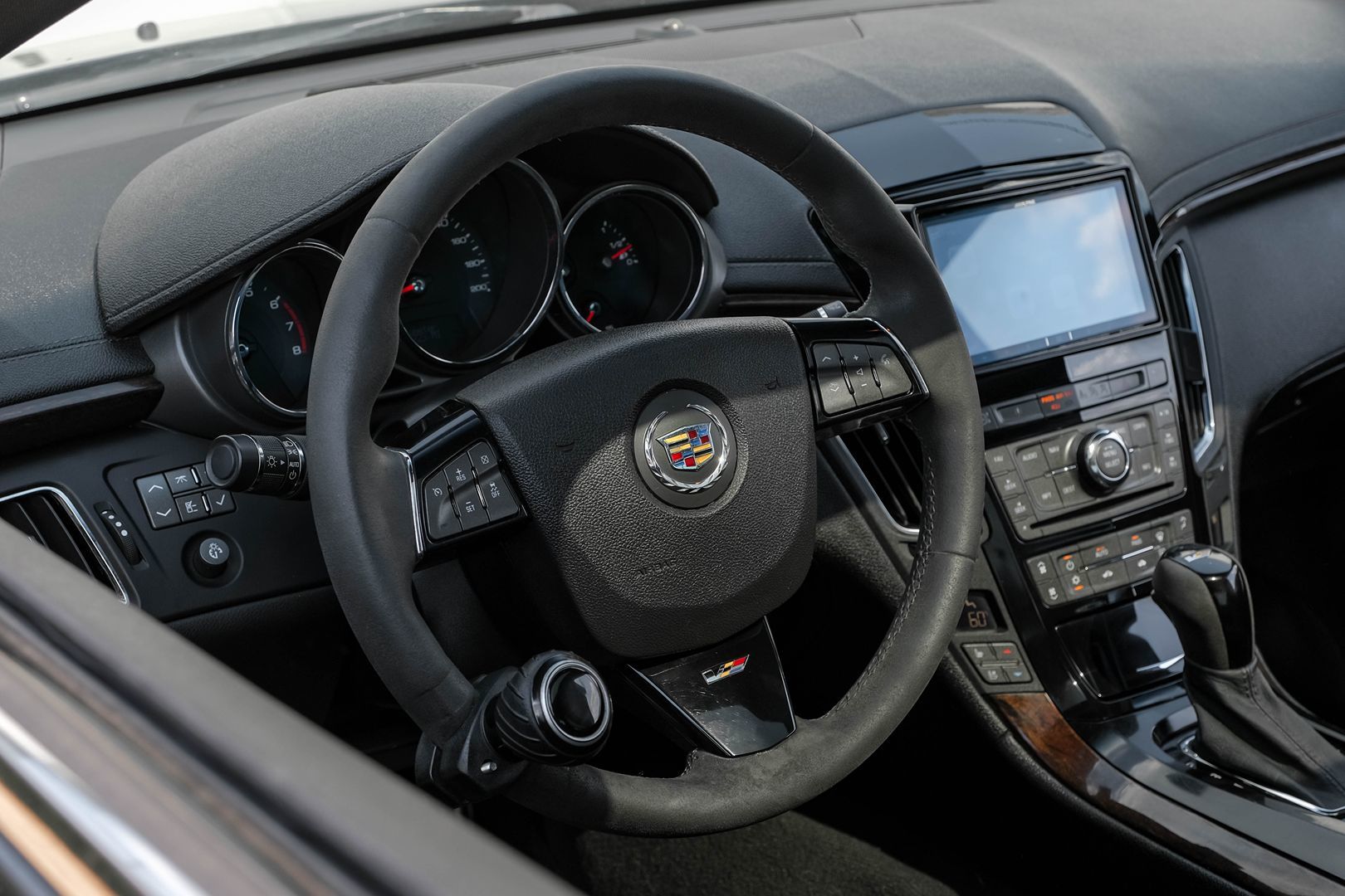 2013 Cadillac CTS V photo 12