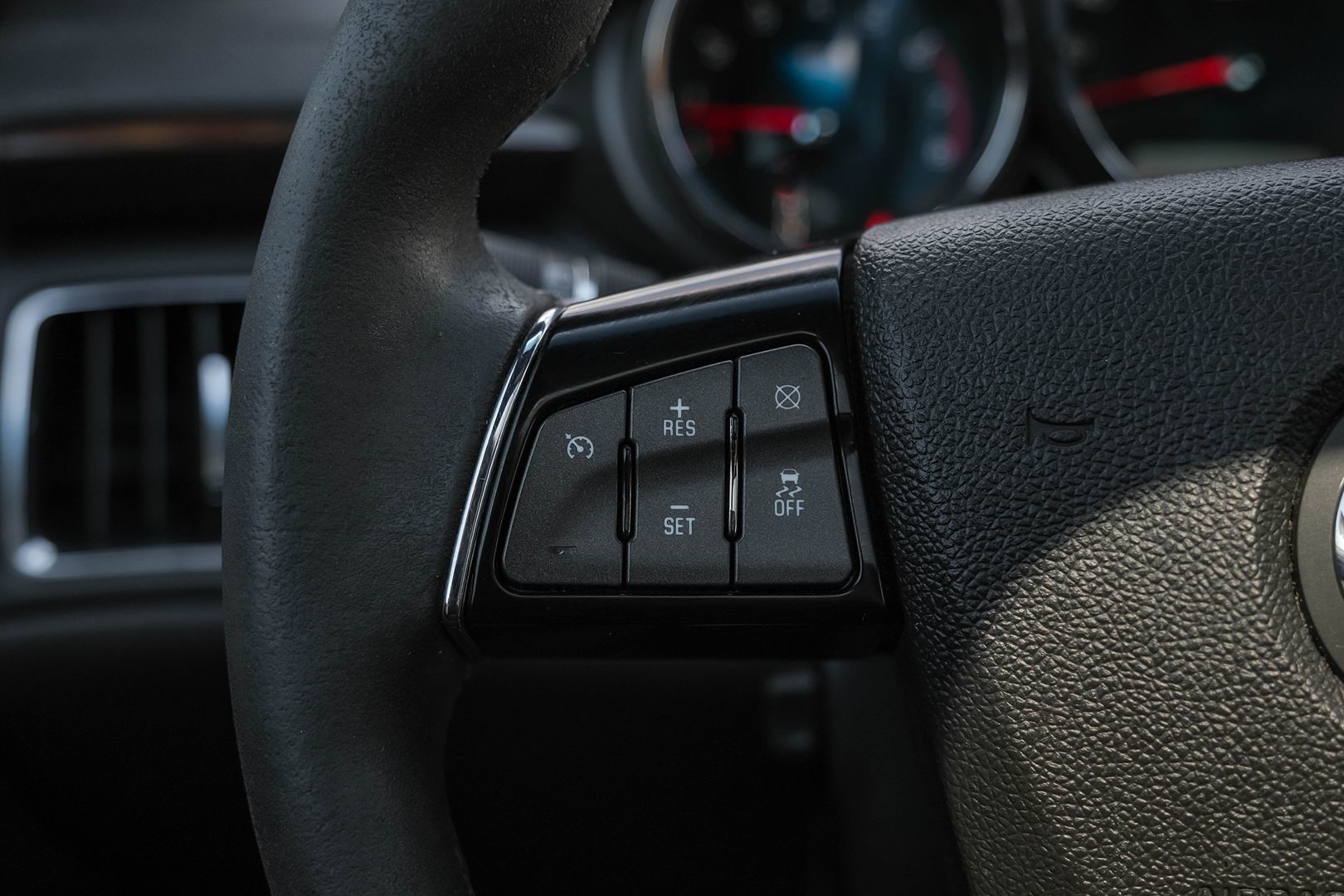 2013 Cadillac CTS V photo 13
