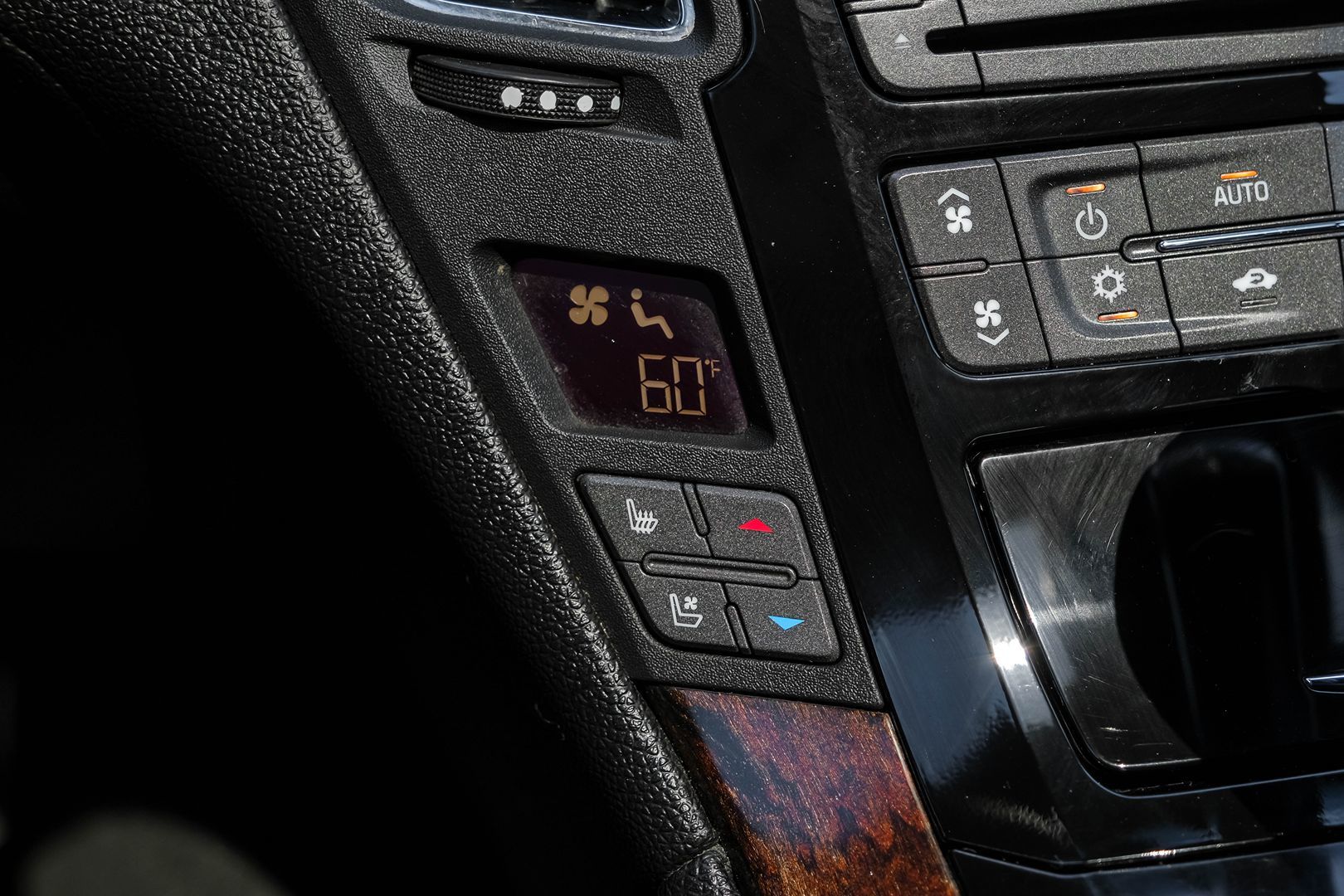 2013 Cadillac CTS V photo 22
