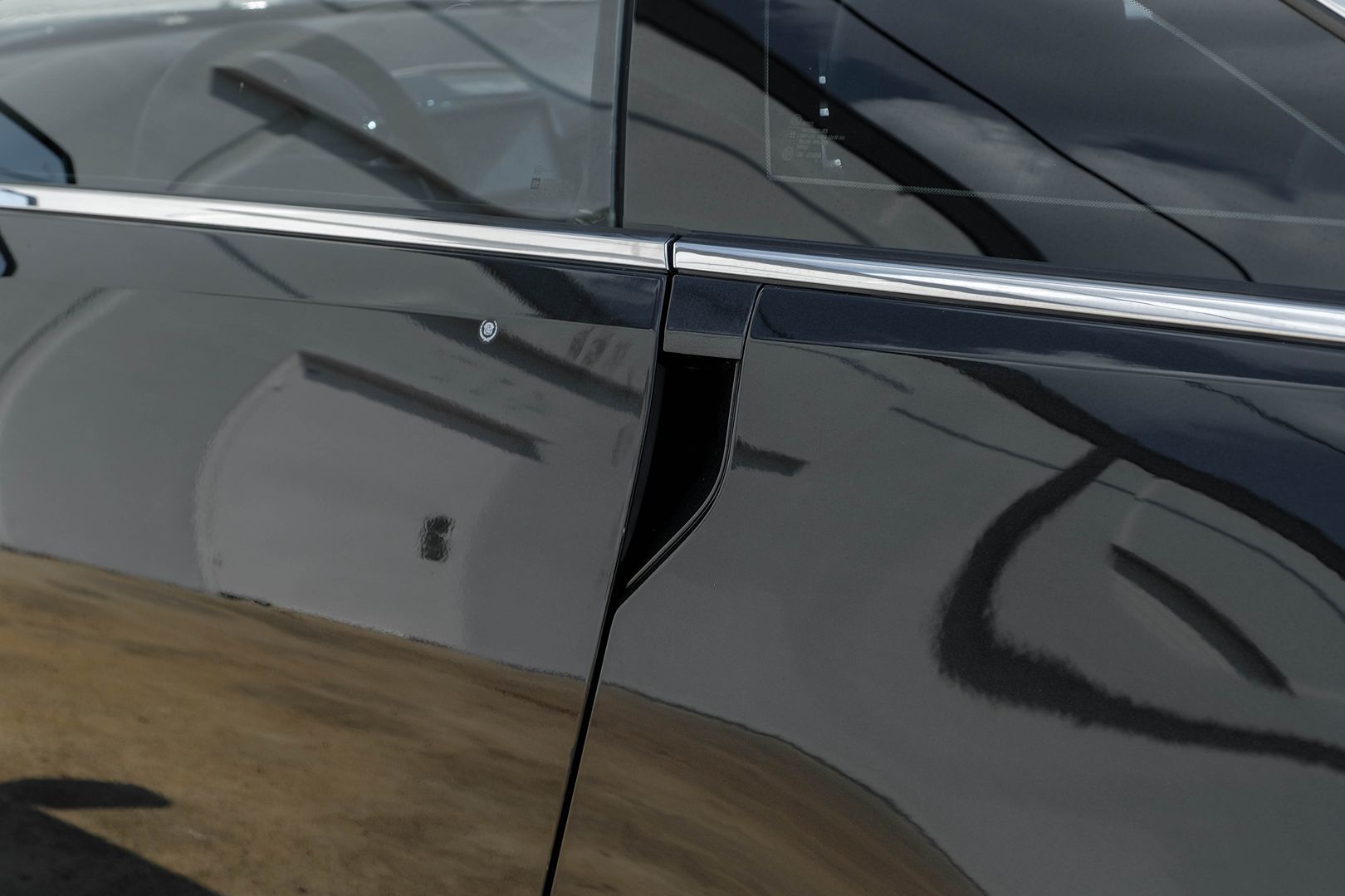 2013 Cadillac CTS V photo 30