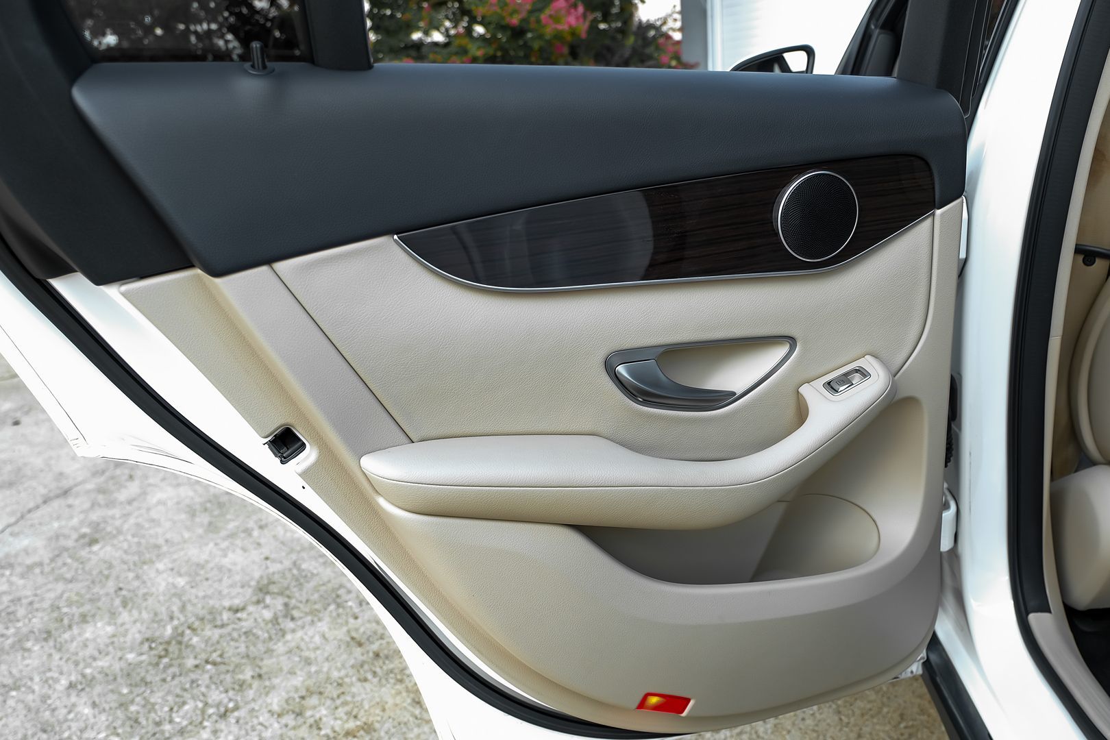 2020 Mercedes Benz GLC 300 photo 38