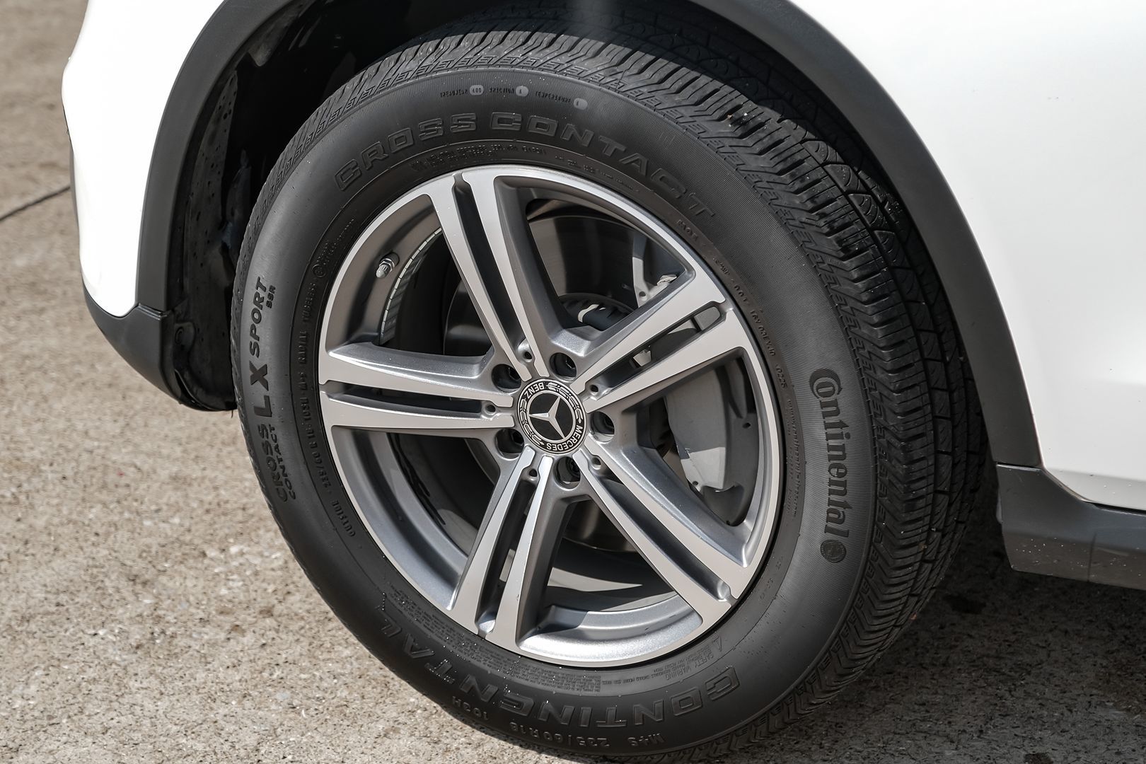 2020 Mercedes Benz GLC 300 photo 50