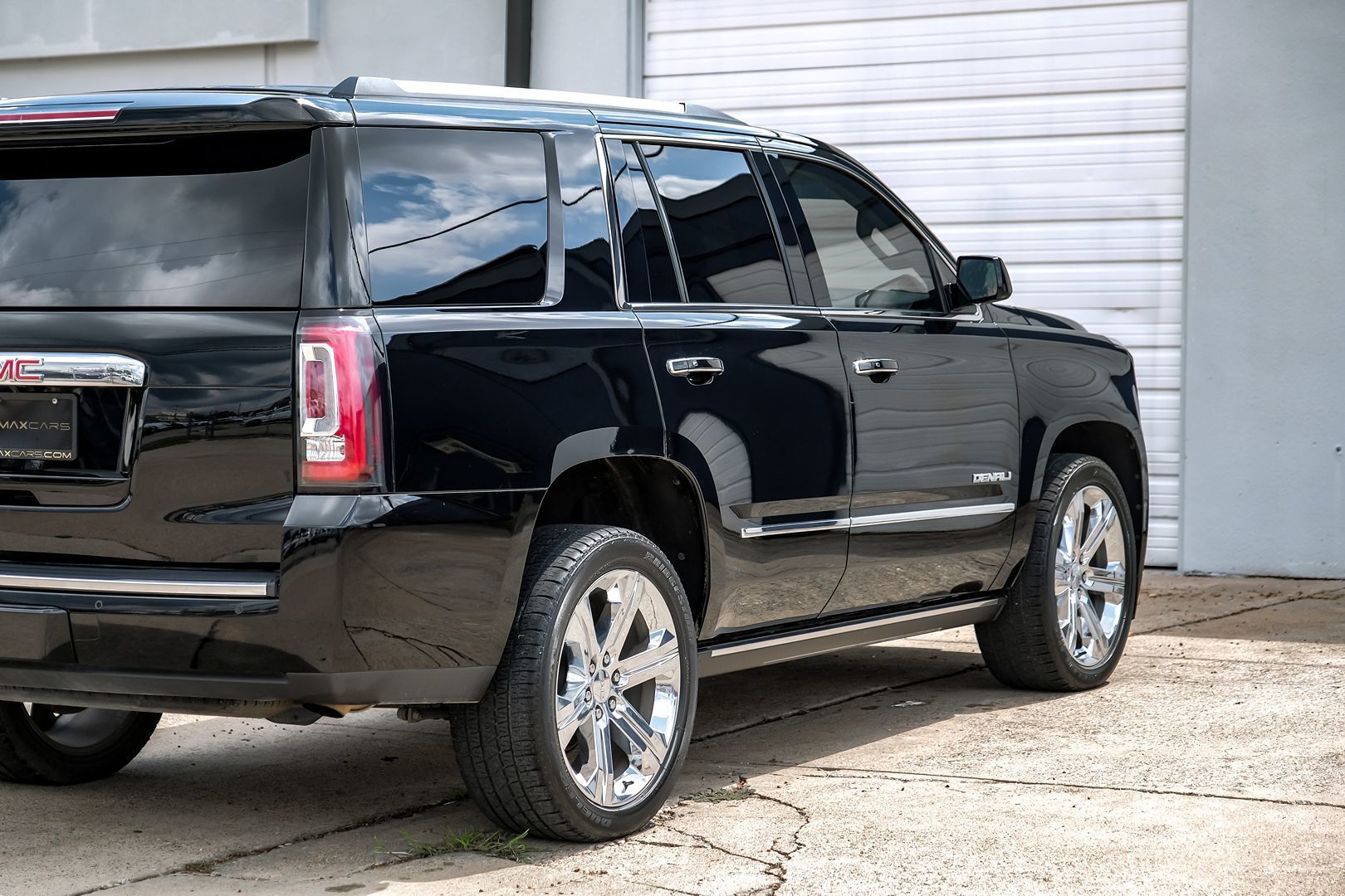2017 Gmc Yukon Denali photo 11